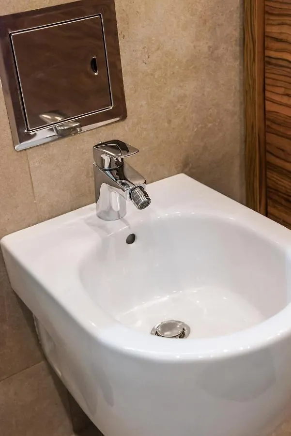 City Centre Luxury Apartment Warsaw 0*,  Poland